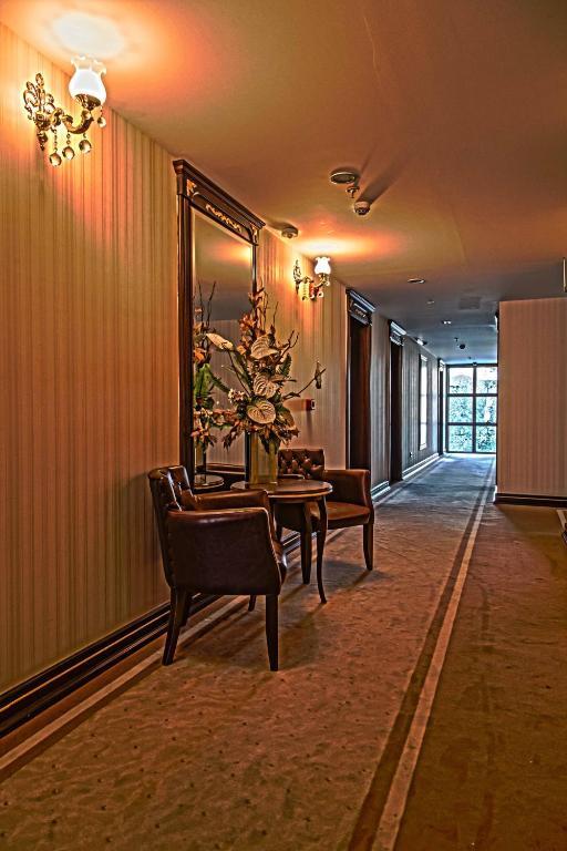 Hotel Grand Work &